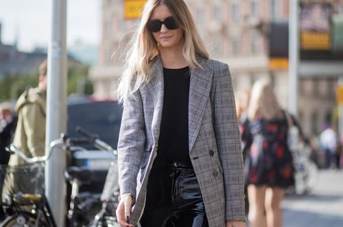 Αρκετά με το βαρετό γκρι: Ο χρωματικός συνδυασμός που πρέπει να επιβληθεί με νόμο φέτος τον χειμώνα