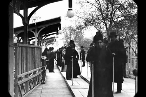 Στην καρδιά της Μπελ Επόκ: Ένα φιλμ από τους δρόμους του Παρισιού στα τέλη του 1890