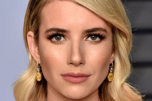 Emma Roberts: Πώς πέτυχε το εντυπωσιακό αυτό outfit με φαινομενικά αντίθετα κομμάτια