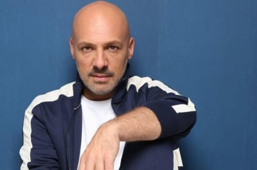Νίκος Μουτσινάς: Αποκάλυψε τη θεραπευτική προσέγγιση που τον βοήθησε να βγει από πένθος τριών χρόνων