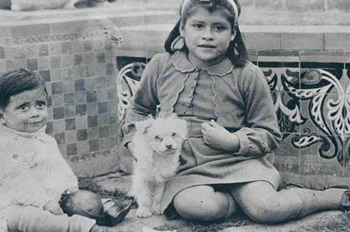 To 5χρονο κορίτσι που έγινε το 1939 η νεότερη μητέρα του κόσμου μέχρι σήμερα δε λέει την αλήθεια