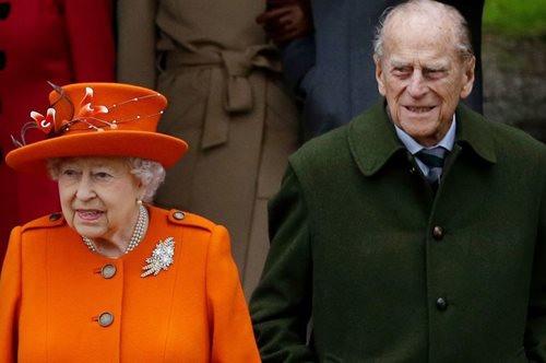 Τρομακτικό ατύχημα για τον 97χρονο πρίγκιπα Φίλιππο: Ανατράπηκε το αυτοκίνητο που οδηγούσε ο ίδιος