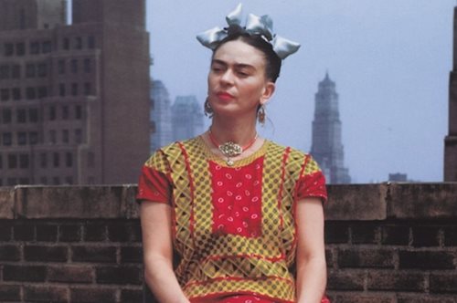 Μία νέα έκθεση για τη ζωή και το έργο εκείνης που θαυμάζουν όλες οι υπόλοιπες γυναίκες