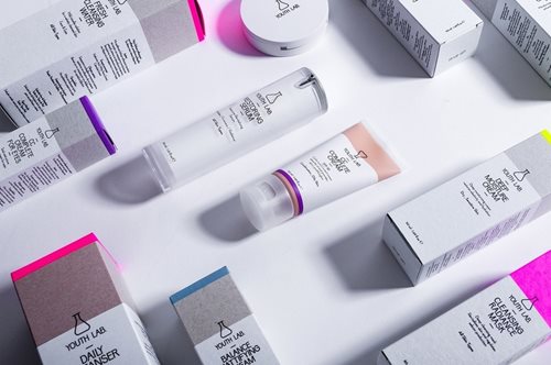 Το εργαστήριο της νεότητας. Τα ελληνικά καλλυντικά που ενισχύουν τον μεταβολισμό της επιδερμίδας