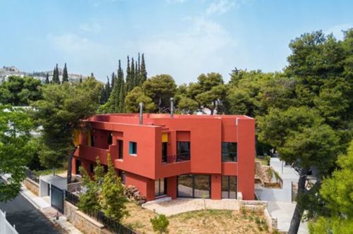 Μια χασιέντα στο Παλαιό Ψυχικό: Η ανακατασκευή μιας μονοκατοικίας σε εξωτικό παράδεισο