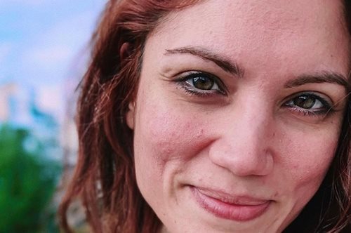 Η Μαίρη Συνατσάκη δίνει την καλύτερη απάντηση σε όσους τη χλευάζουν για την ακμή της