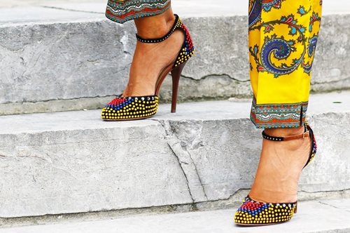 Ανακάλυψη: Το κόλπο που συρρικνώνει τα μεγάλα παπούτσια ακριβώς στο μέγεθος του ποδιού σου