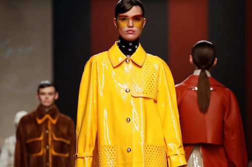 Το τελευταίο σόου του Καρλ Λάγκερφελντ: Ο οίκος Fendi αποχαιρετά τον Κάιζερ της μόδας