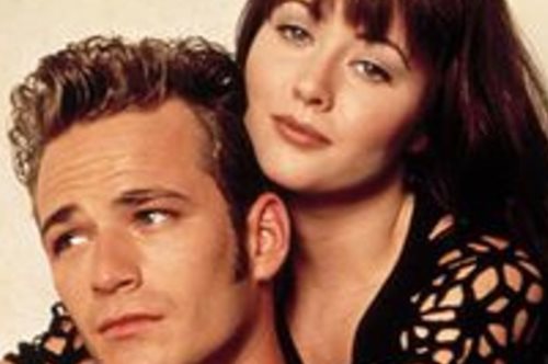 Ενώ το Beverly Hills επιστρέφει, ο αγαπημένος «Ντίλαν» νοσηλεύεται στο νοσοκομείο με εγκεφαλικό