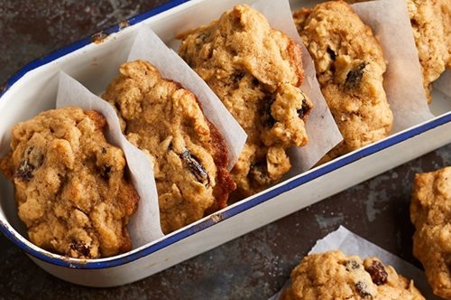 Μπισκότα βρώμης με μέλι χωρίς αλεύρι, ζάχαρη και βούτυρο: Καταναλώστε άφοβα 