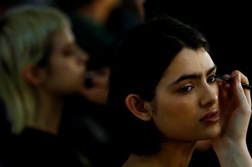 Πρωτοφανές: Οι makeup artists σταματούν να χρησιμοποιούν μάσκαρα. Ο λόγος είναι αυτός