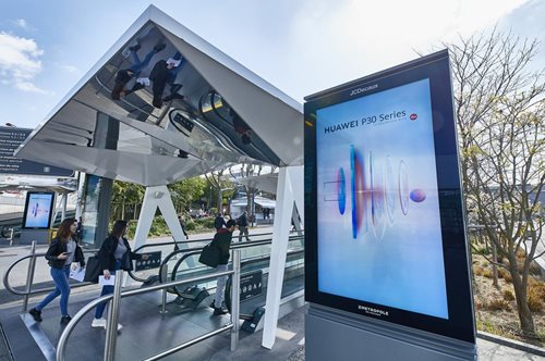 Ήρθε το κινητό που ξαναγράφει τους κανόνες της φωτογραφίας