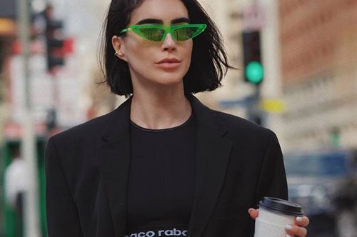 Το αξεσουάρ-φαινόμενο των 7 ευρώ που έχει ξεπουλήσει παγκοσμίως. To φορούν όλες στο Instagram