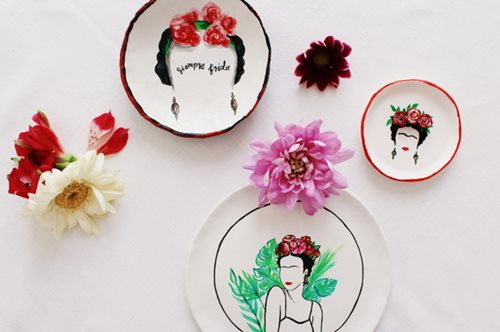 Η Φρίντα Κάλο στο πιάτο: Δύο κορίτσια από τη Δράμα δημιουργούν τα ομορφότερα κεραμικά στην Ελλάδα