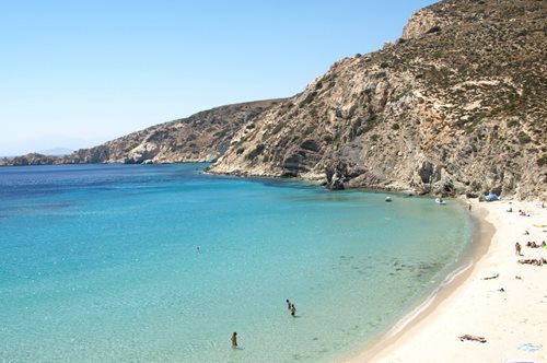 Σπουδαία νέα: H Δονούσα γίνεται το πρώτο νησί του Αιγαίου που καταργεί τα πλαστικά μίας χρήσης