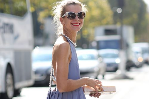 Tα χρώματα που θα φορέσει όλος ο κόσμος αυτή την άνοιξη, όλος εκτός από τις Παριζιάνες