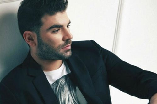 Παντελίδης: Το βίντεο με το αυτοκίνητο που συγκίνησε το Facebook