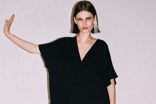 Δεν είναι λάθος να φορέσεις μαύρο φόρεμα σε γάμο: Βρήκαμε 8 οικονομικές επιλογές 