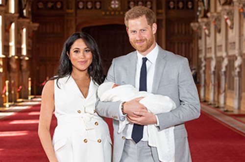 Η Μέγκαν και ο Χάρι παρουσιάζουν το πρώτο τους παιδί στον κόσμο. Κυκλοφόρησαν οι πρώτες φωτογραφίες