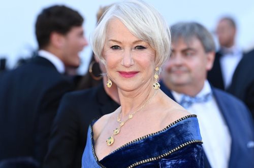 Τα fashion icons δεν έχουν ηλικία: Η ανατρεπτική εμφάνιση της Έλεν Μίρεν στις Κάννες το αποδεικνύει 