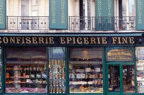 Πήγαμε στο παλαιότερο ζαχαροπλαστείο του Παρισιού: Γλυκιά νοσταλγία