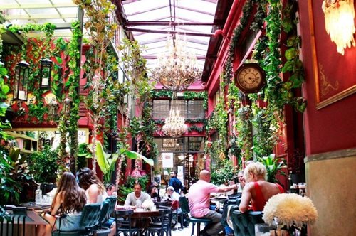 Υπάρχει σοβαρός λόγος για να πας στο Noel στις 4 Ιουνίου και να καλοπεράσεις 