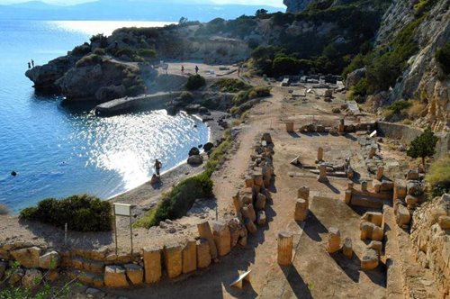 Η πανέμορφη, μυστική παραλία μέσα σε αρχαιολογικό χώρο, πολύ κοντά στην Αθήνα θα σε μαγέψει