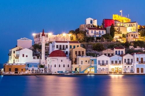 Το εναλλακτικό, ελληνικό νησί χωρίς αυτοκίνητα και παραλίες που θα λατρέψεις