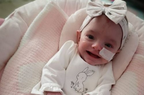 Ζευγάρι αποκτά κοριτσάκι μετά από 13 αποβολές: «Η ιστορία μας θέλουμε να δώσει ελπίδα και σε άλλους»