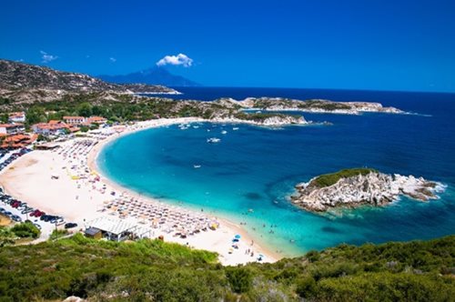 Η «Βοϊδοκοιλιά» της Χαλκιδικής: Η παραλία-παράδεισος της Σιθωνίας που δεν είναι πασίγνωστη  