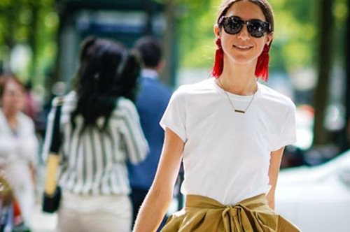 Όλες οι γυναίκες σπεύδουν να ανταλλάξουν τα T-Shirt τους με αυτά τα tank top για το καλοκαίρι  