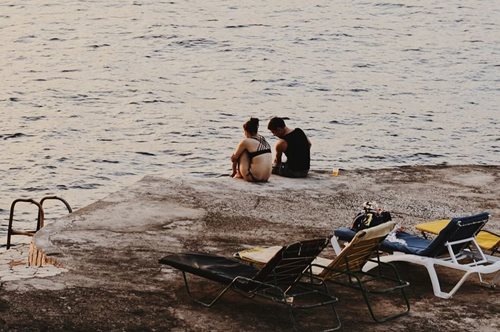 Όλοι λένε σ'αγαπώ. Νέα έρευνα αποκαλύπτει σε πόσο καιρό λέμε τη μαγική κουβέντα