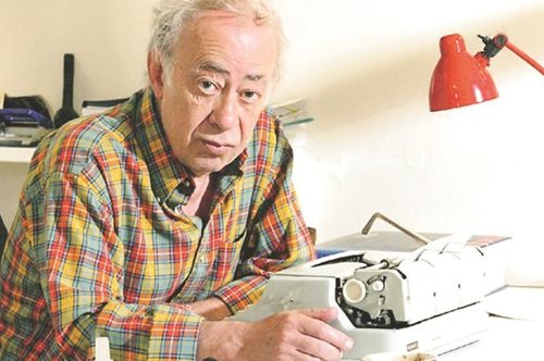 Βασίλης Αλεξάκης: «Η οικογένεια και το σχολείο πνίγουν τα παιδιά. Γίνονται ευνουχισμένα πλάσματα»