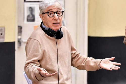 «Θα πεθάνω στα γυρίσματα». Ο Γούντι Άλεν δεν έχει καμία πρόθεση να εγκαταλείψει το σινεμά