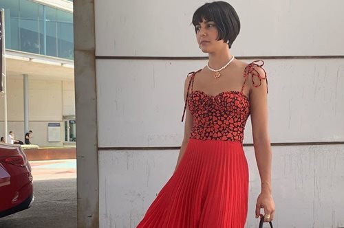 Τα «βαρετά» φλατ παπούτσια του φθινοπώρου έχουν ξεπουλήσει ήδη. Θα τα φορέσει όλος ο πλανήτης