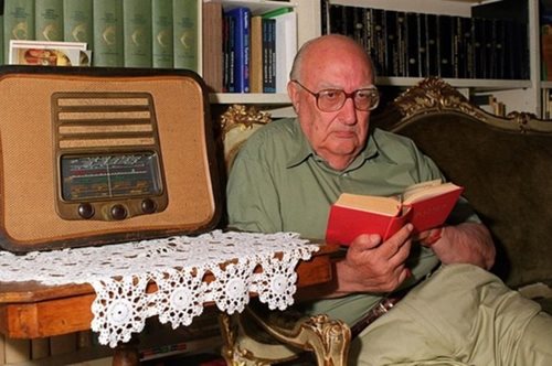 Έφυγε από τη ζωή ο Ιταλός συγγραφέας Αντρέα Καμιλέρι, «πατέρας» του Επιθεωρητή Μονταλμπάνο