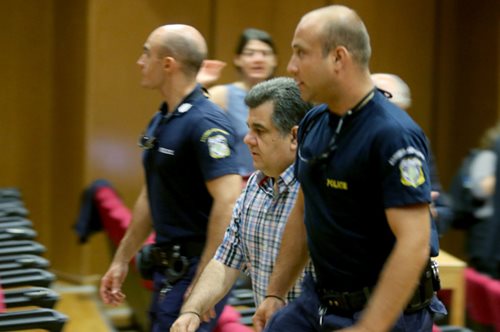 «Η ψυχή ενός μαχαιροβγάλτη»: Μια εύγλωττη τοποθέτηση στο Facebook για το σχόλιο «απλή ανθρωποκτονία»