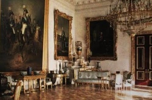 Σπάνιες φωτογραφίες από τις τελευταίες μέρες της οικογένειας Ρομανόφ στο ρωσικό παλάτι 