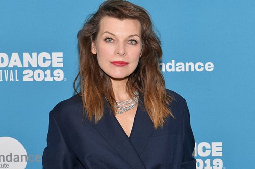 «Έχω ακόμα εφιάλτες».H Μίλα Γιόβοβιτς μιλά για την αποβολή που έζησε με αφορμή τη νέα εγκυμοσύνη της