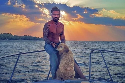 To συγκλονιστικό βίντεο που ανέβασε ο Γιώργος Μαυρίδης από την πυρκαγιά στην Εύβοια 