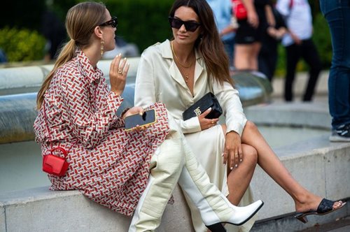 Τα είδαμε στο ίνσταγκραμ και ενθουσιαστήκαμε: Οι 4 κορυφαίες τάσεις στα παπούτσια του φθινοπώρου 