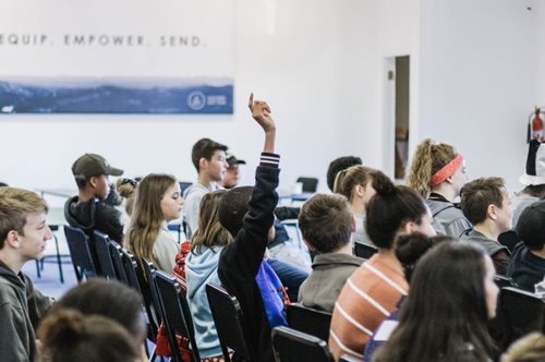 Μια καλή είδηση: Θεσμοθετείται «Δάσκαλος ή Καθηγητής Εμπιστοσύνης» σε όλα τα σχολεία της χώρας