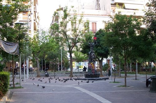 Τα ωραία Εξάρχεια: Για 4 ημέρες τα φώτα θα ανάψουν στην πλατεία 