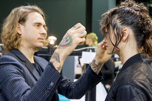 Moroccanoil® Τα αποδομημένα χτενίσματα της νέας σεζόν