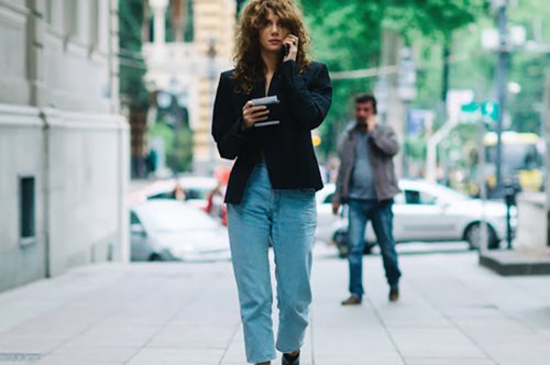 Ο επαναπροσδιορισμός της πιο βολικής τσάντας όλων των εποχών: Κάτι νέο στο προσκήνιο 