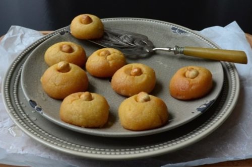 Σιροπιασμένες μπουκίτσες που λιώνουν στο στόμα: Το Σεκέρ Παρέ φτιάχνεται πιο εύκολα απ' όσο νομίζεις