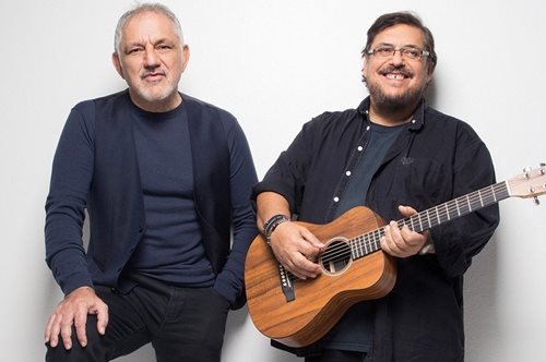 «Νομίζω πως βλέπω εφιάλτη». Ο Νίκος Πορτοκάλογλου μιλάει για τον φίλο του Λαυρέντη Μαχαιρίτσα