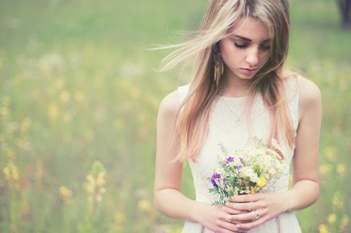 Η αγχωτική ευτυχία της άνοιξης