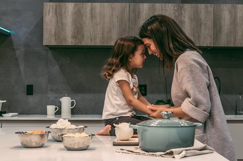 O κανόνας των 3 λεπτών: Η μέθοδος που αλλάζει εντελώς τη σχέση εμπιστοσύνης γονέα και παιδιού