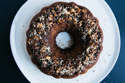 Απλό, απλούστατο: Το πιο εύκολο κέικ με κακάο στην πιο διαχρονικά επιτυχημένη συνταγή